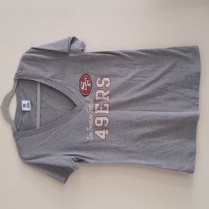 NFL Team Apparel San Francisco 49ers Grey V-Neck Top XL,